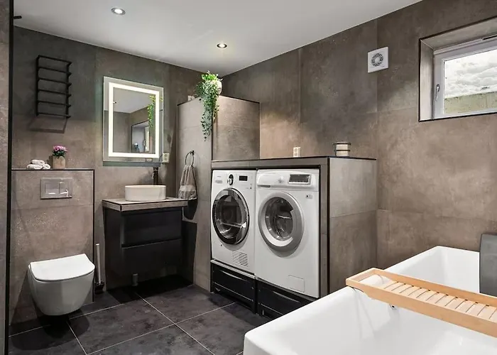 Villa With Garden, 2 Floors, 240m2