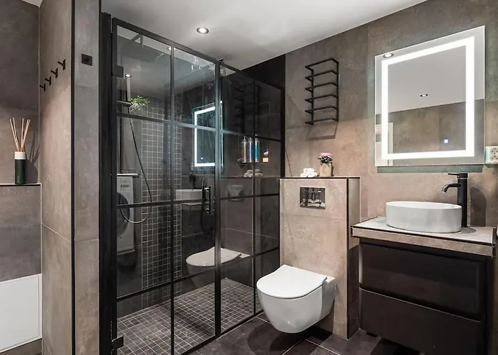 With Garden, 2 Floors, 240m2 Oslo