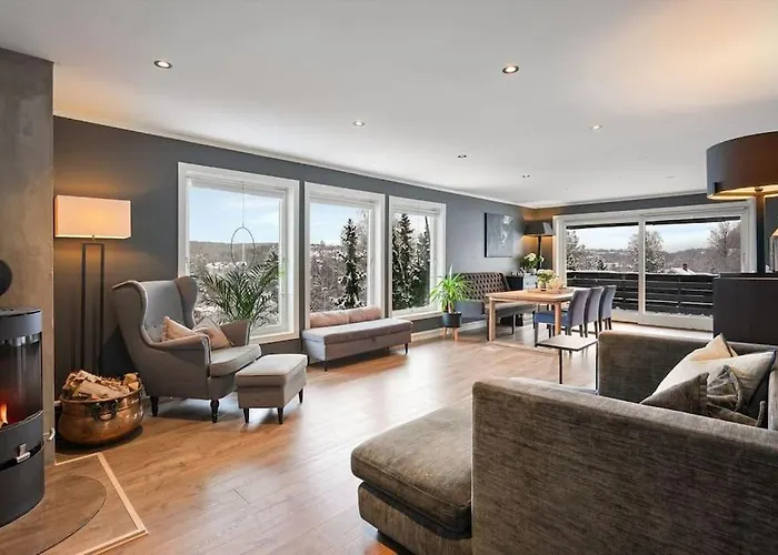 With Garden, 2 Floors, 240m2